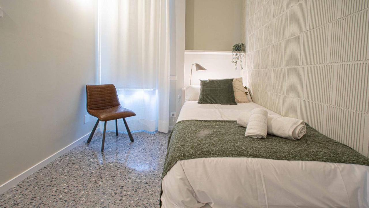 Barcelona Touch Apartments - Rosich L'Hospitalet de Llobregat Buitenkant foto